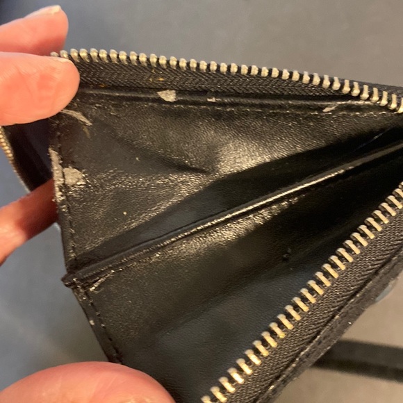 VGUC. Vintage black wristlet / wallet. - Picture 3 of 8